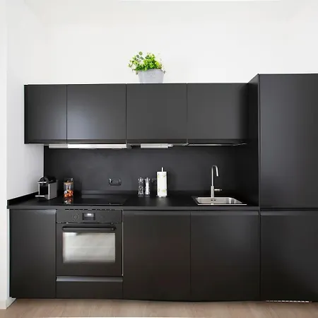 - 8 Posti Con Sauna Palestra E Garage Apartamento