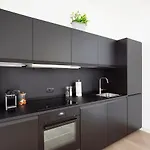 Lägenhet - 8 Posti Con Sauna Palestra E Garage *