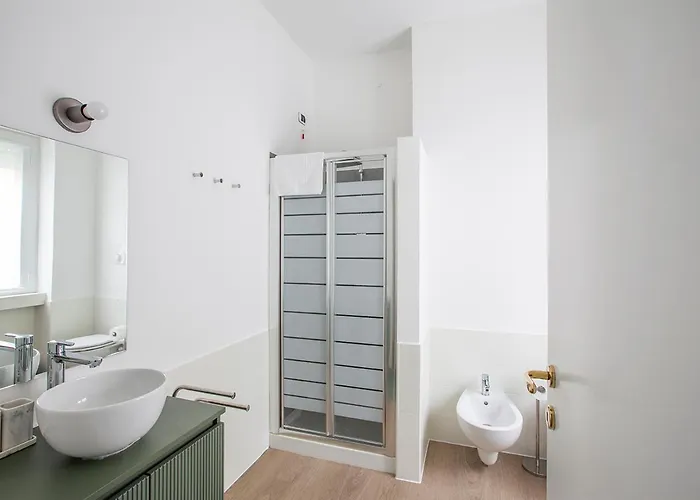 Apartamento - 8 Posti Con Sauna Palestra E Garage Lecco