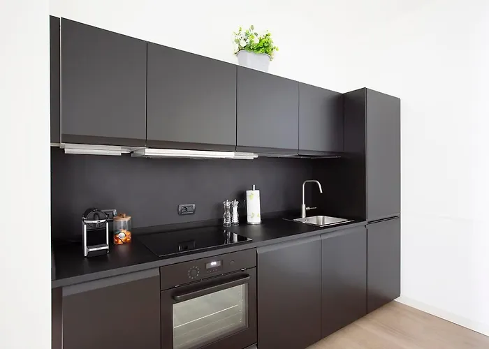 Apartamento - 8 Posti Con Sauna Palestra E Garage *