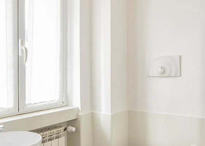 - 8 Posti Con Sauna Palestra E Garage