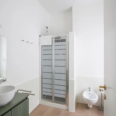 شقة - 8 Posti Con Sauna Palestra E Garage ليكو