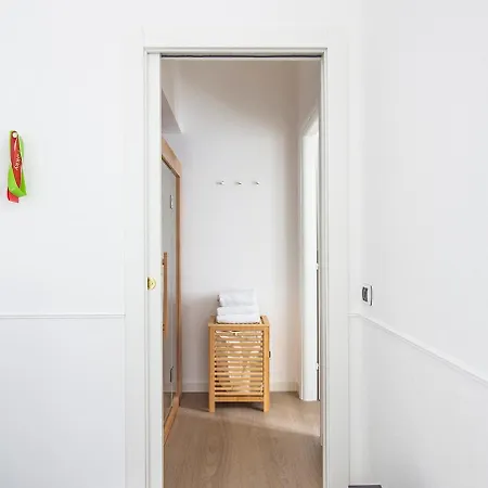 شقة - 8 Posti Con Sauna Palestra E Garage