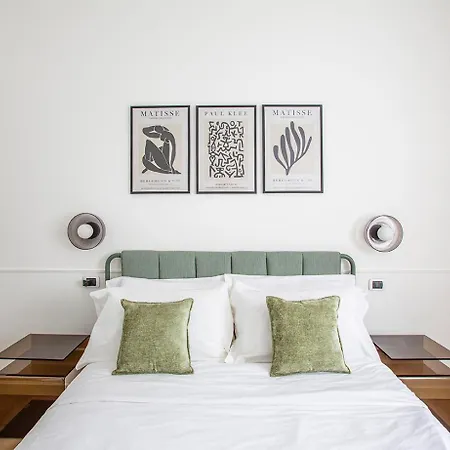 - 8 Posti Con Sauna Palestra E Garage Lägenhet Lecco