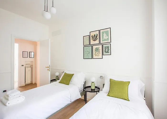 Lägenhet - 8 Posti Con Sauna Palestra E Garage